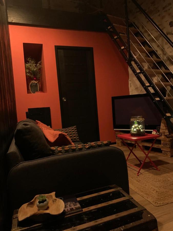 Bed and Breakfast L'Atelier Planque Ле-Ман Экстерьер фото